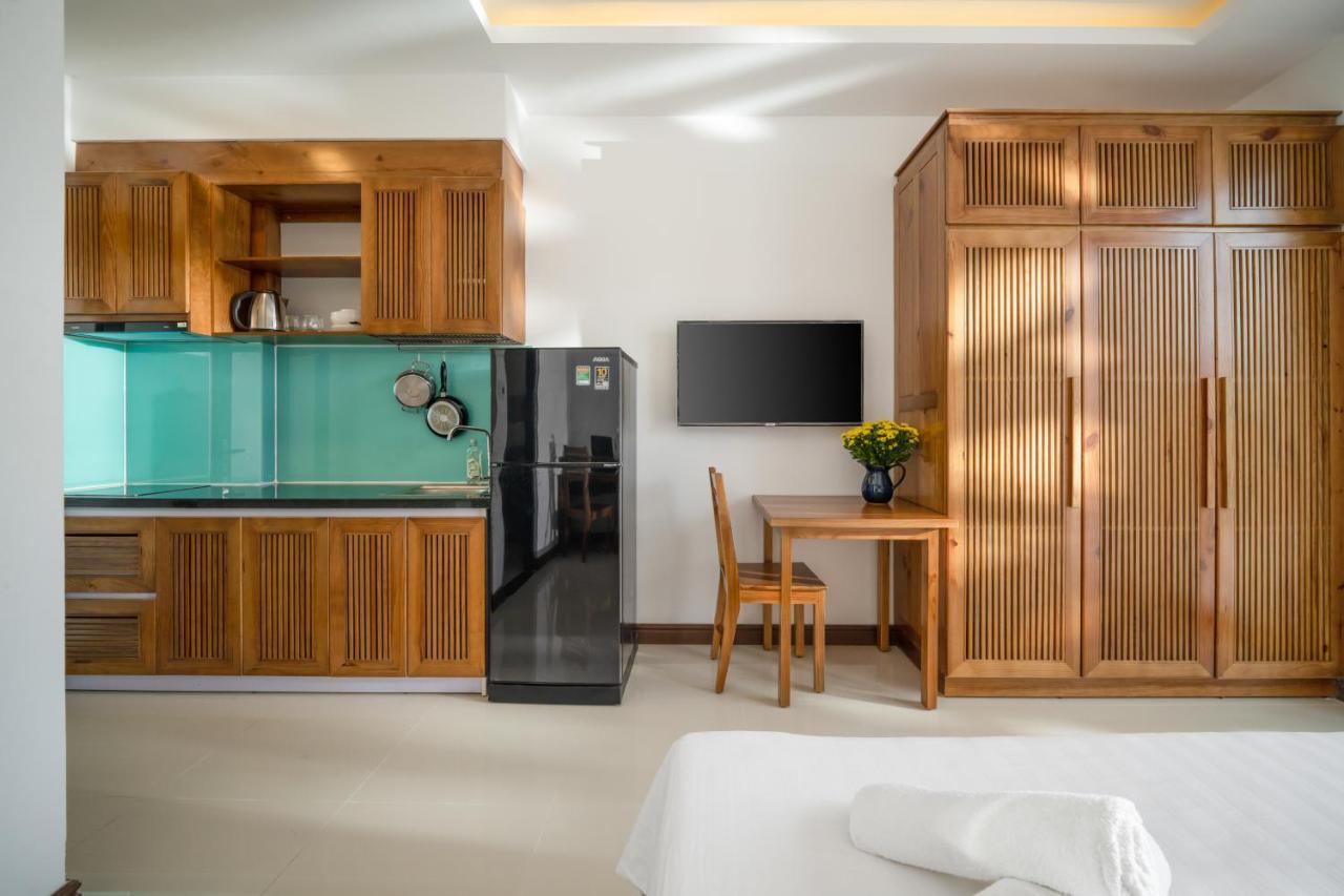 Carol Homestay & Apartment Da Nang 4 Екстериор снимка