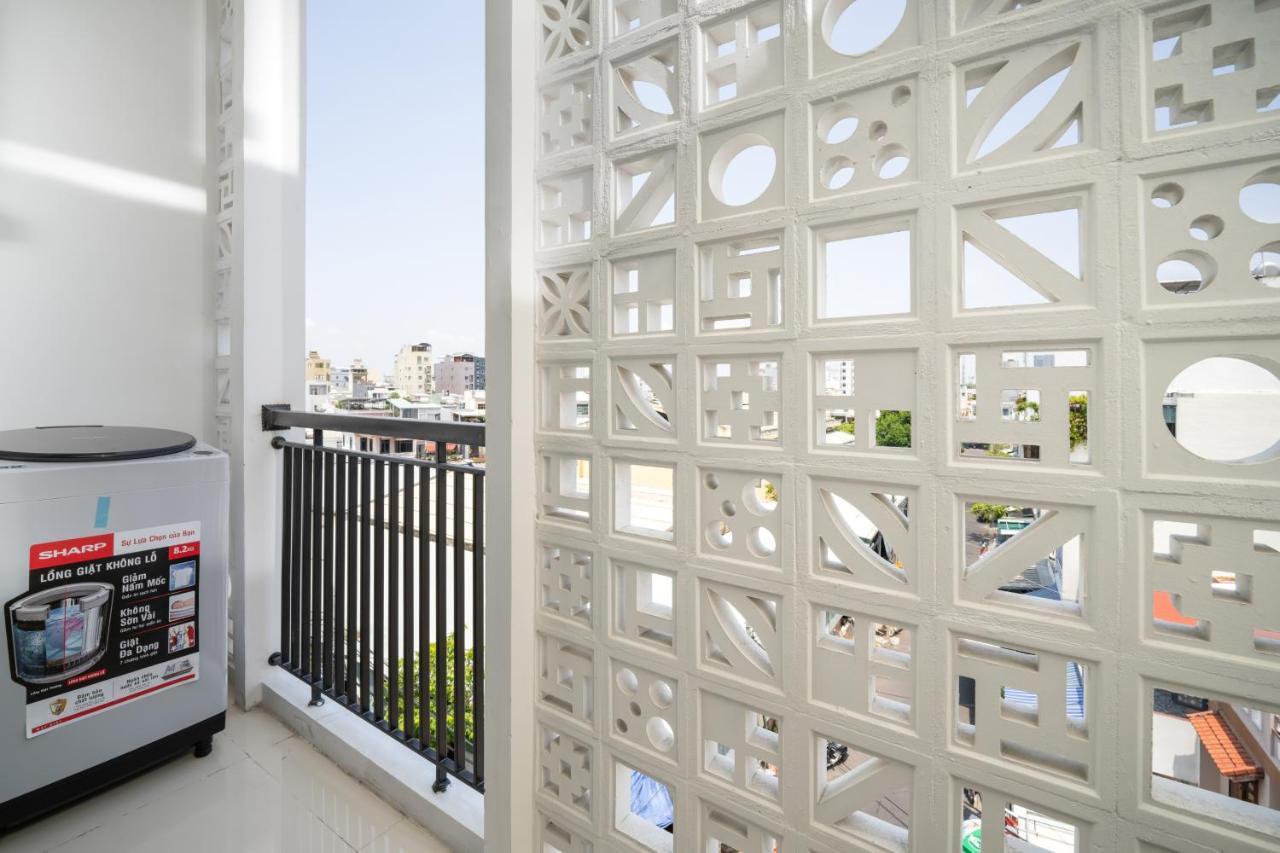 Carol Homestay & Apartment Da Nang 4 Екстериор снимка