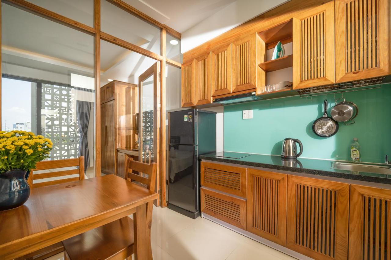 Carol Homestay & Apartment Da Nang 4 Екстериор снимка